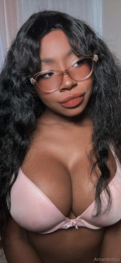 I put on pink to look sweet but don t get it twisted this pretty face 