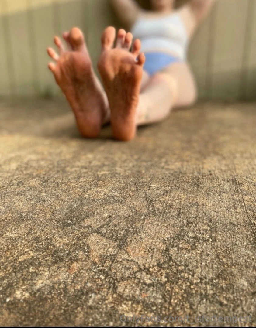 Dirty soles sneak peak i know you want more of me hun 