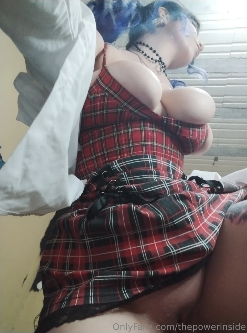 Esa tta va a estallar 