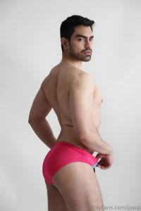 Con este calor se antoja andar en la playa o andar encuerado bendito