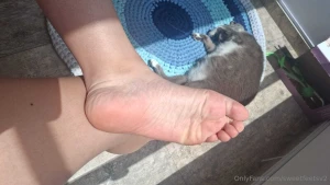 Sunny day exercise day means too much smell too much part 3