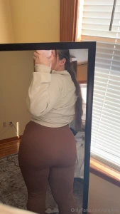 I just love how fat my ass looks in leggings