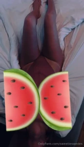 Wanna cum on my melons