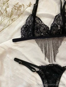 Hellooo which one would you like me to buy tomorrow