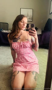 What s not to love about a girl on her knees i ll be in michigan this part 3