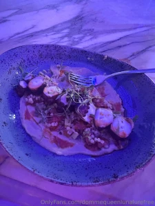 Lady in red part 625