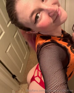 Fun adorable tease who enjoys messaging and making fun content https