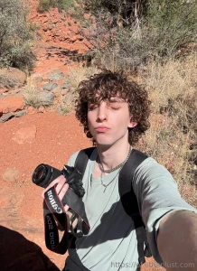 Not nudes but henlo part 2