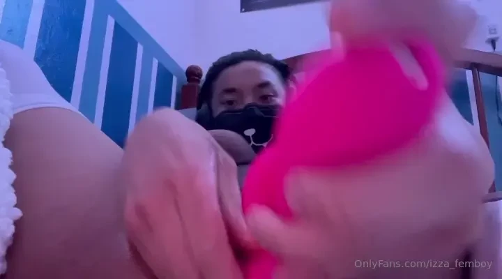 I get why girls like vibrators more than dildos now 