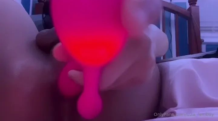 We take a brief intermission from dildo riding to preview my next 