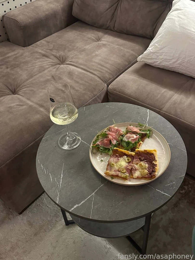 The middle of the week is the best time for homemade pizza and some part 3 