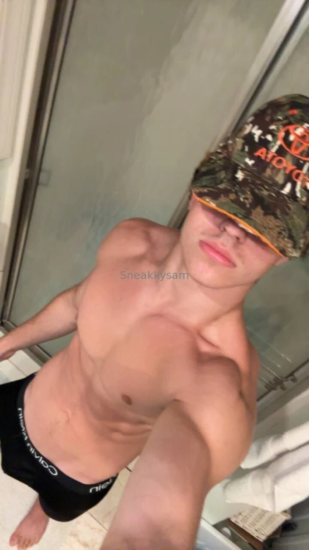 I know a lot of yall have been asking to see me jerk off trust me i 