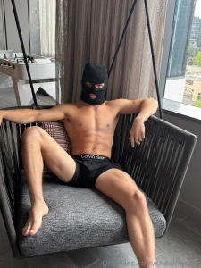 First post got a spot downtown to film some content with my boy so part 4