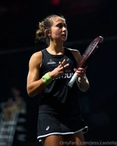 Jugamos ahora en la pista central de burdeos os dejo por aqu el linka