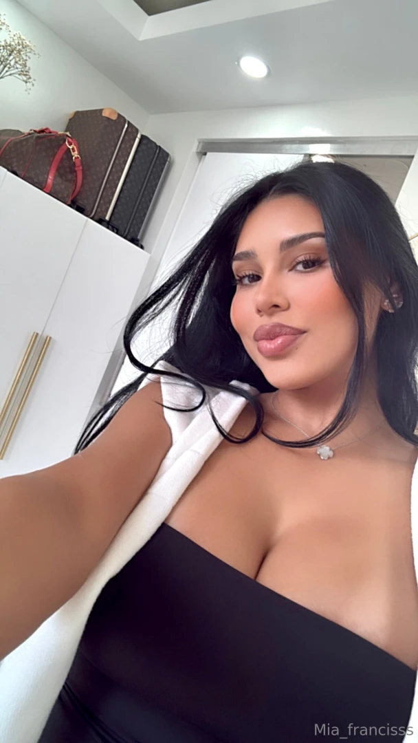 Midnight cravings let me satisfy them 