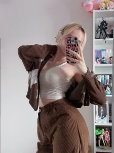 Today was a pretty quiet day as you know i usually like to sit at home part 3