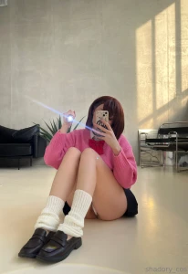 Would you like some bananas or peaches