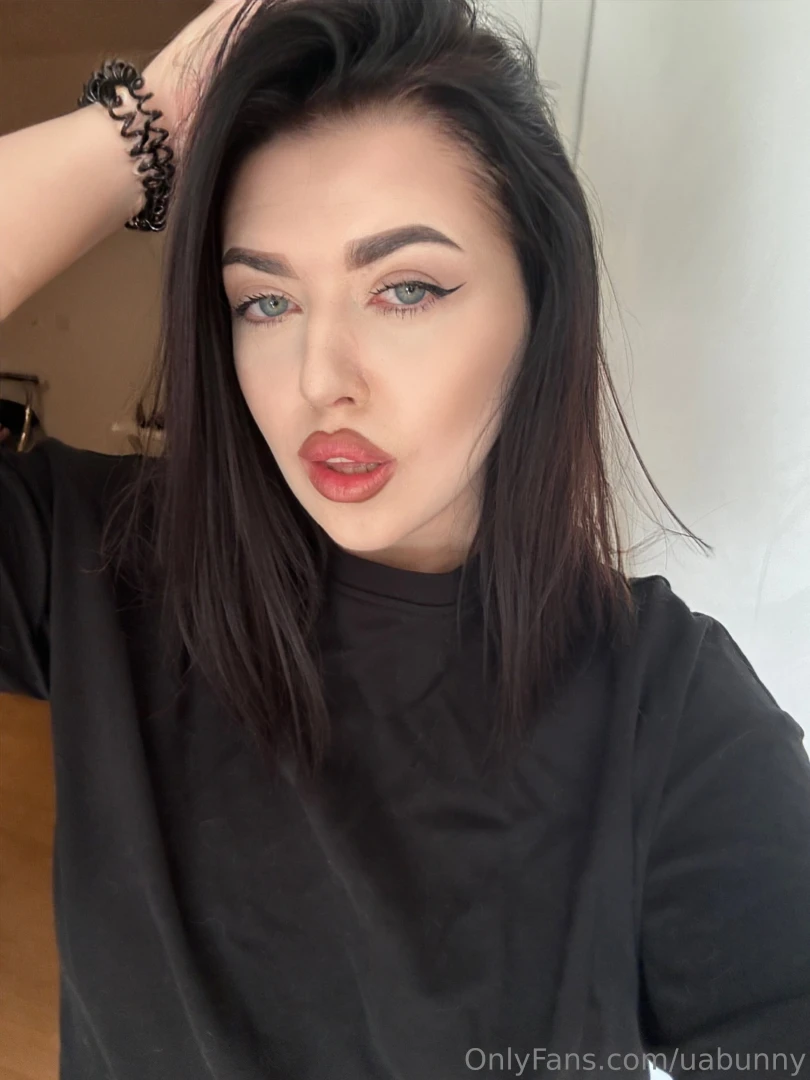 Wanna see what made me bite my lip today 