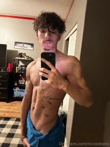 Anyone hungry i ve got something to unload part 1