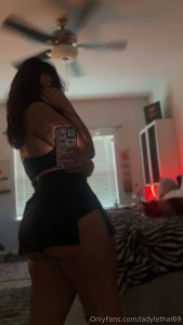 Like this if you d bend me over and fuck me in this