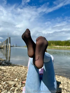 6 hours in nylons amp nikes these sheer nylon soles have been put to part 2