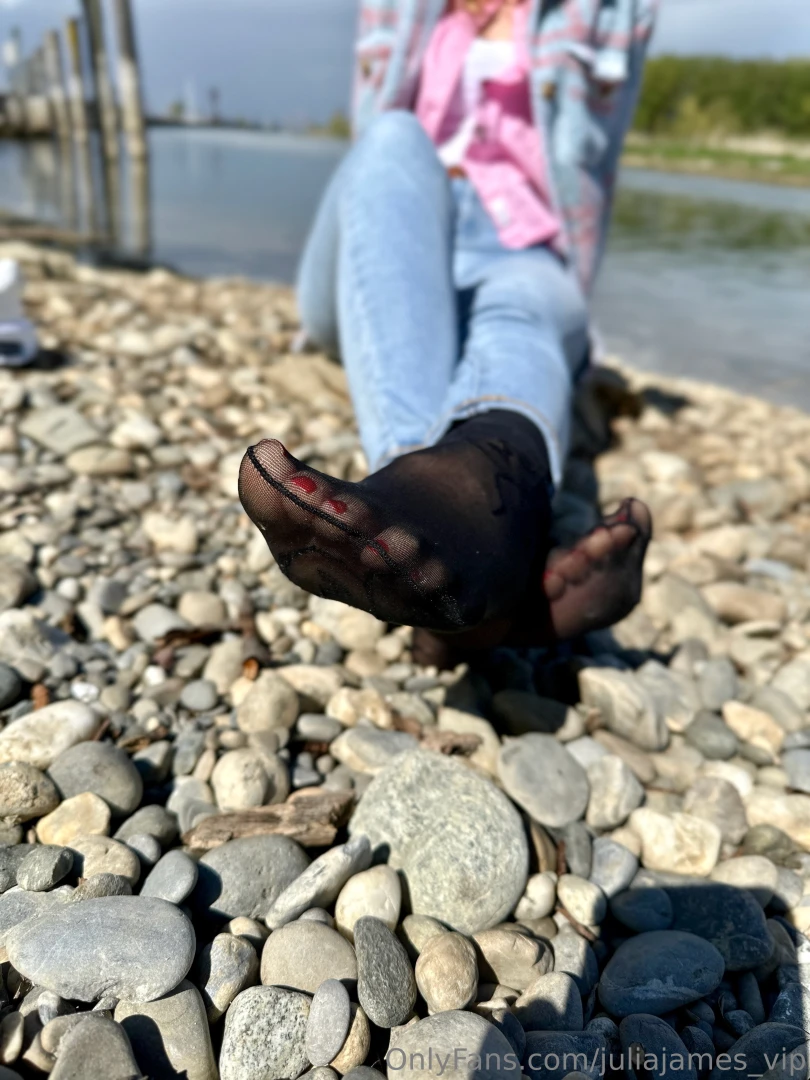 6 hours in nylons amp nikes these sheer nylon soles have been put to part 10 