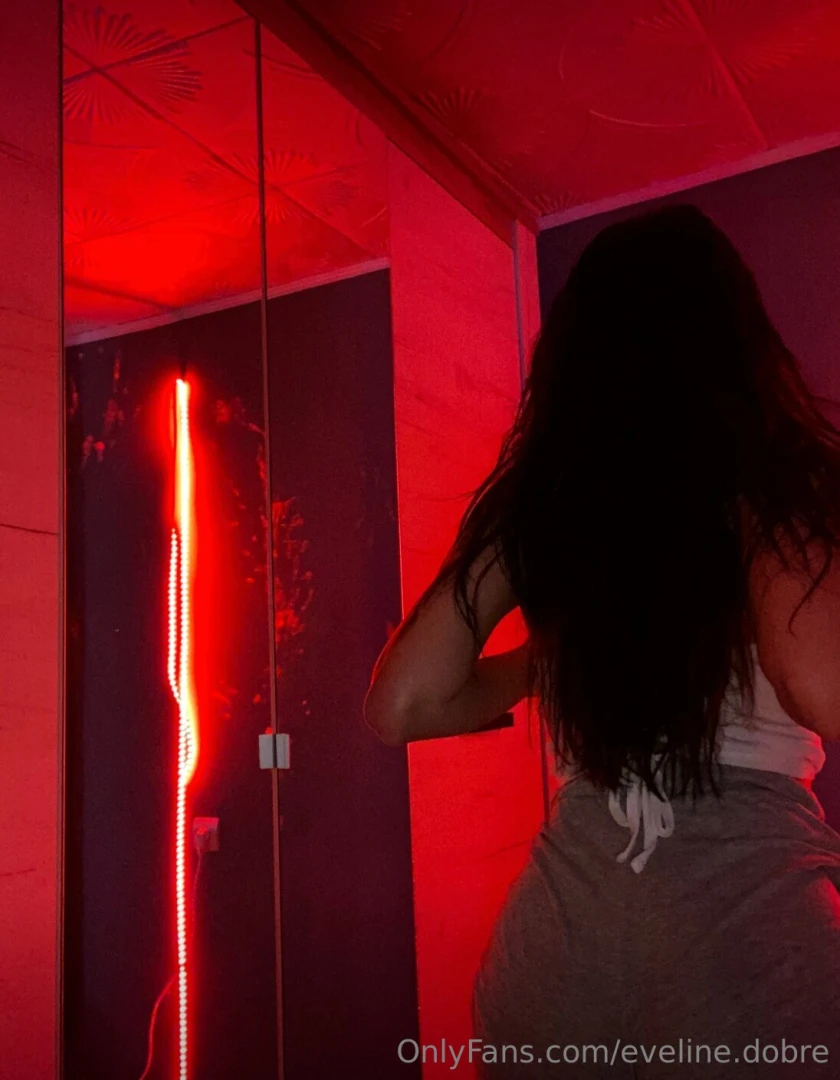 Daca te abonezi aici eveline dobre vip promit ca i dau jos pentru tine 