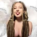 𝑂𝑙𝑖𝑣𝑖𝑎 𝐿𝑎𝑠𝑘𝑎𝑟𝑖𝑠    🇬🇷