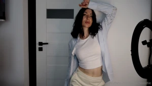 Hey there naughty followers just slipped into my sultry lingerie and i