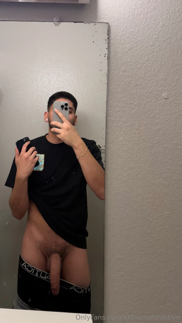 I just want someone to put it in their mouth and feel it get hard 