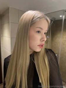 A sweet girl who just wants to explore the dark side of her