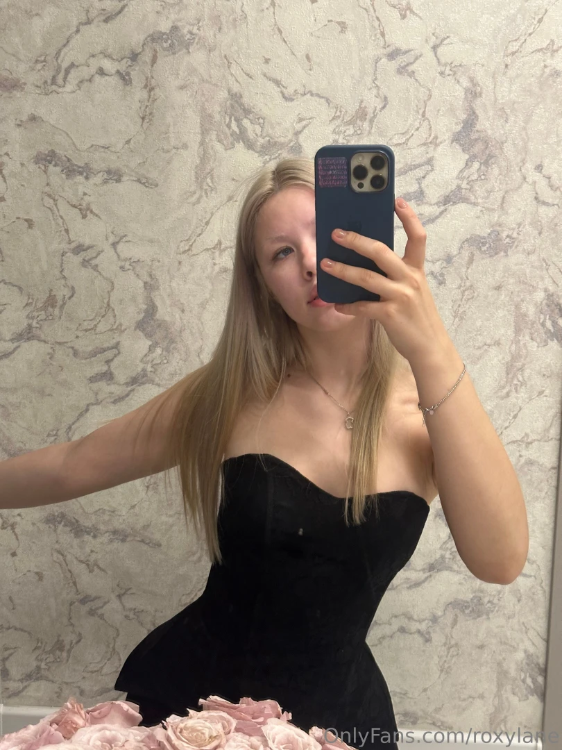 Girls often need very little to be happy do you know the secrets of 