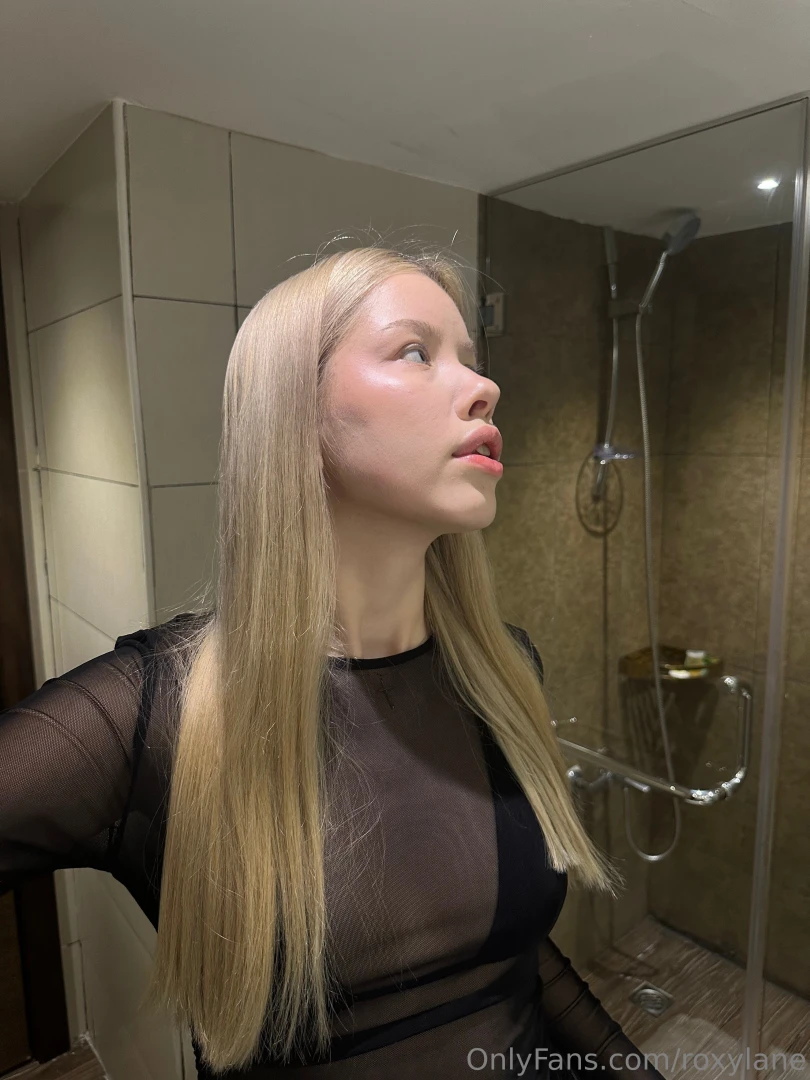 In ordinary life i am a very modest girl only a few can reveal my gut 