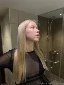 In ordinary life i am a very modest girl only a few can reveal my gut