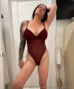 More about that high waist or no