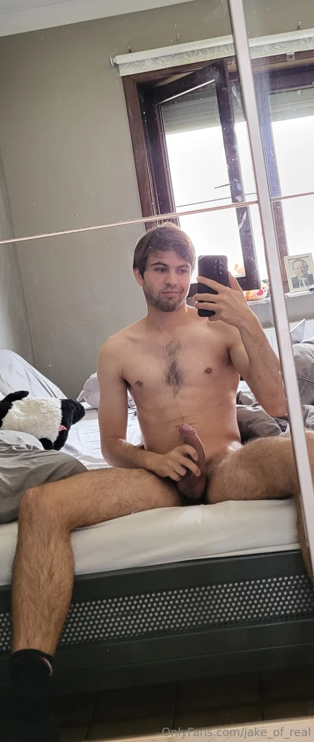 Do you see enough in this mirror 