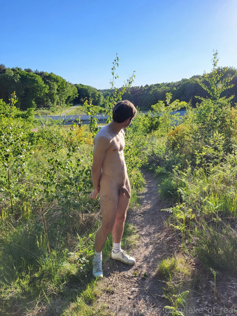 Yes that s correct i was in front of a bridge in the distance part 1 