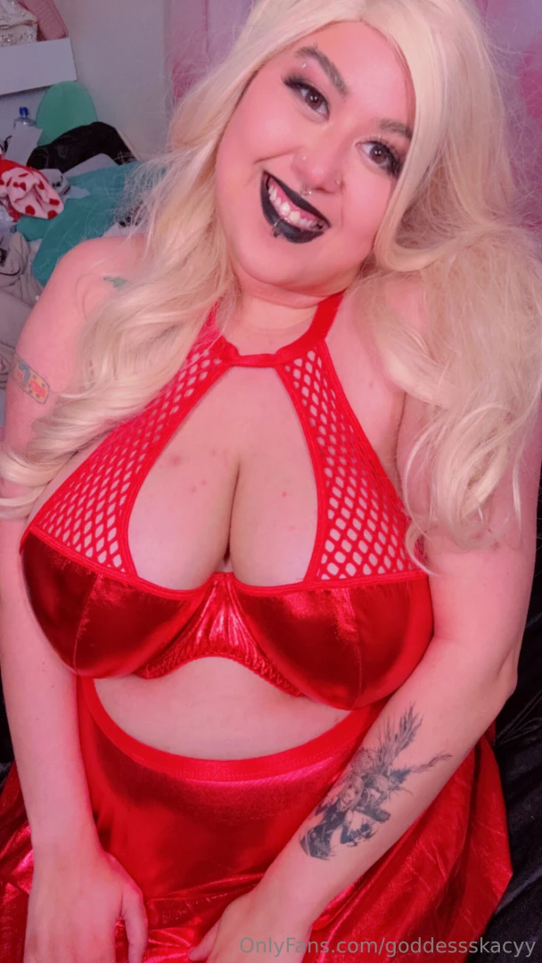 Pretty perky and perfect could you ask for a better domme 