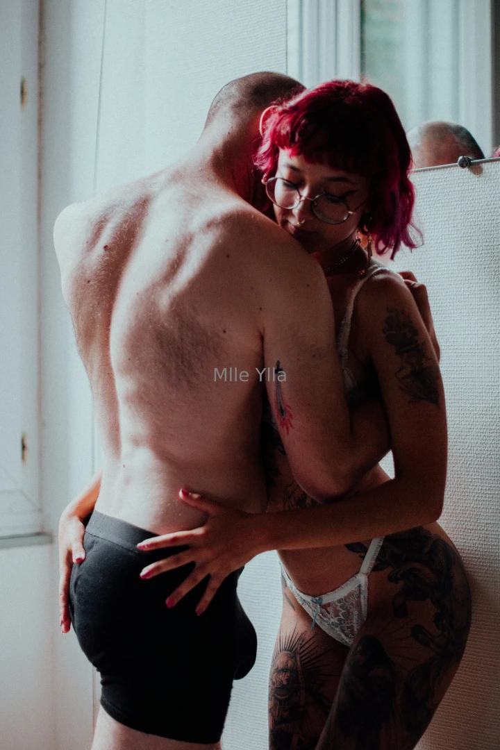 Je vous ai gard des petites p pites avec ero_core bien sur il n y a 