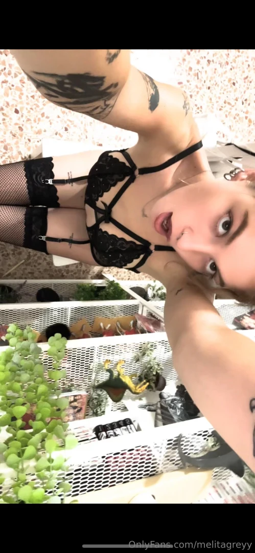 Sblocca il set in lingerie 