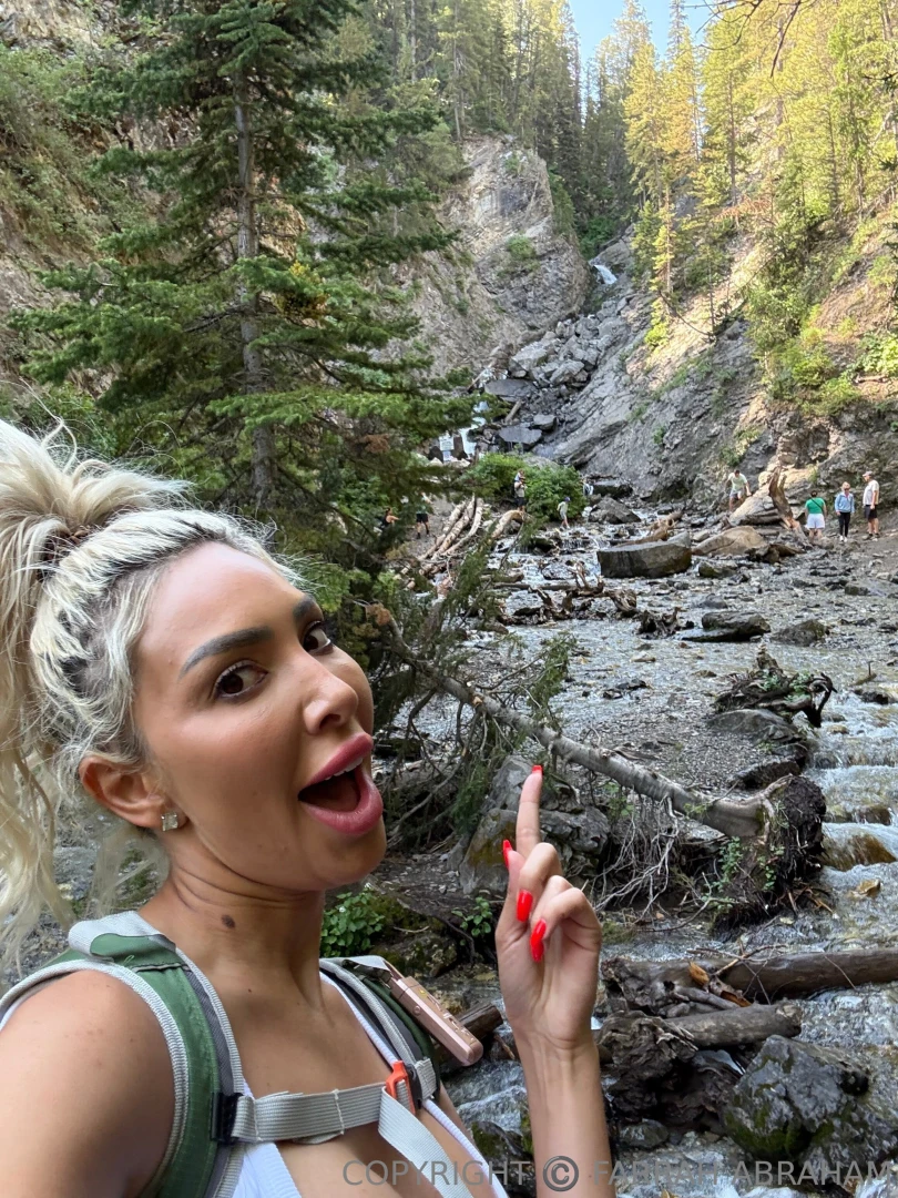 Rock climb hmmm idk if this looks like a donut hole cum hike with me 