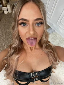 Wanna see my face full of cum