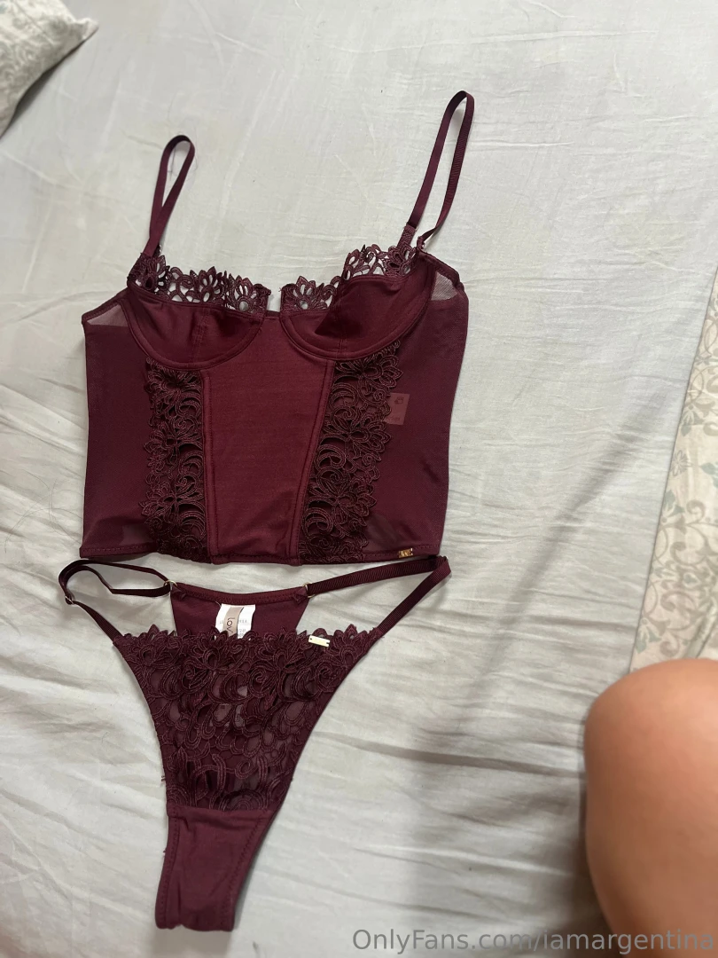 I know you re dying to see how this new lingerie looks on me this 