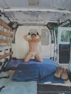 This was one of my first photoshoots and i had a blast doing it love part 1