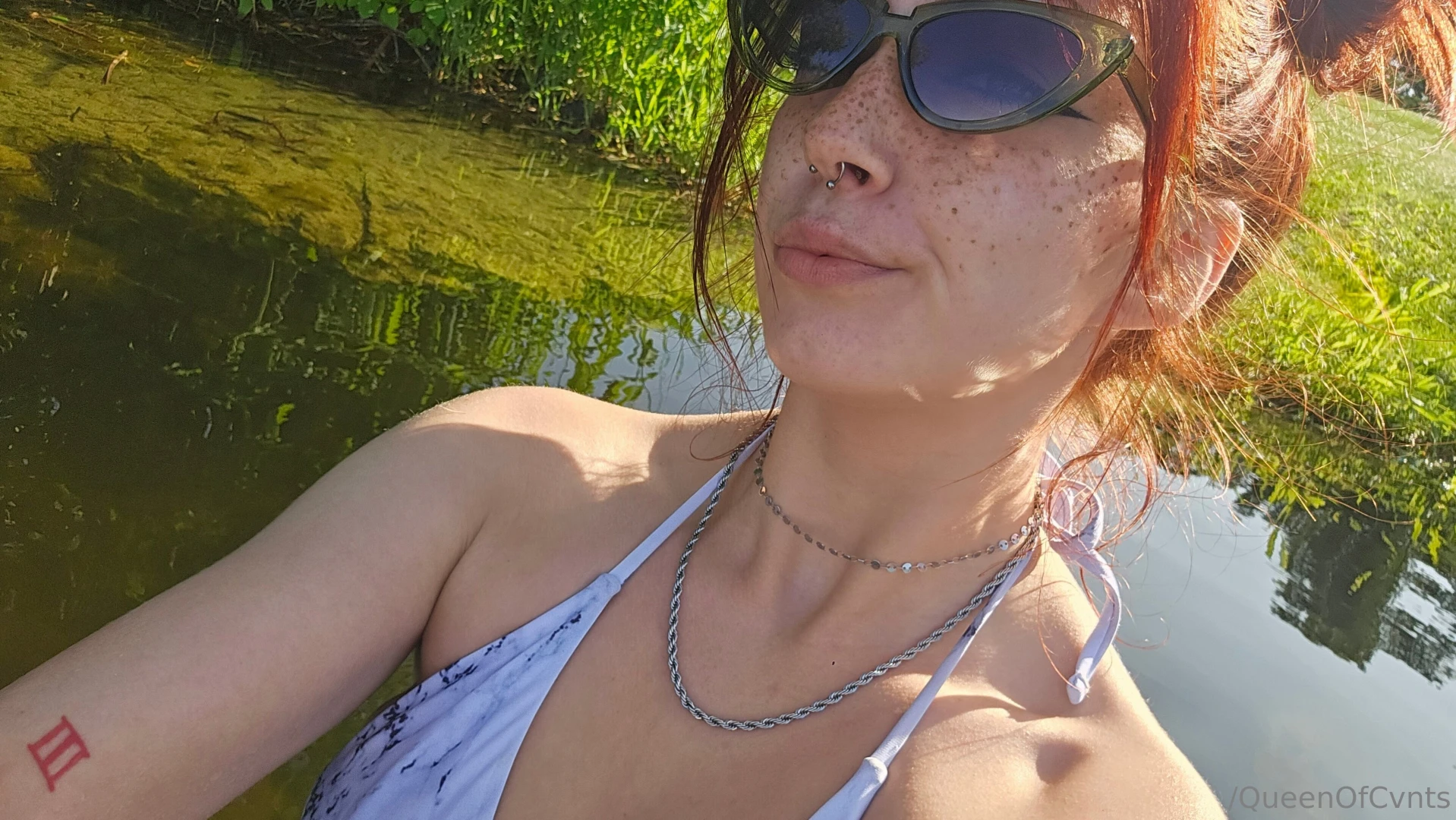 I immediatly sat on my sunglasses after these photos 