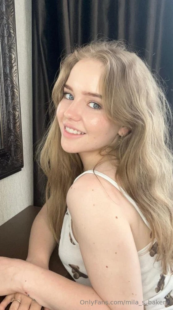 Amelliaaa she s a sweet innocent sex lover who just turned 19 with big part 38 