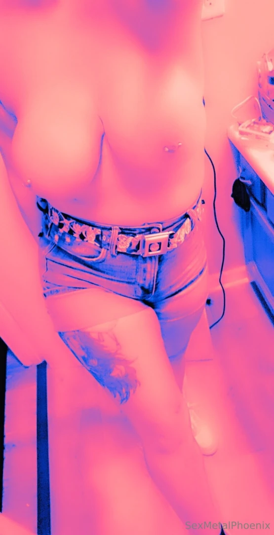 Took this earlier happy easter my lovelies 