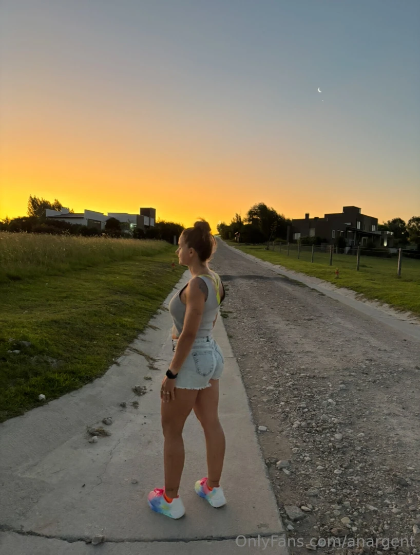 Look where you want to go 