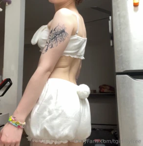 New outfit came in cant wait to film in this part 2