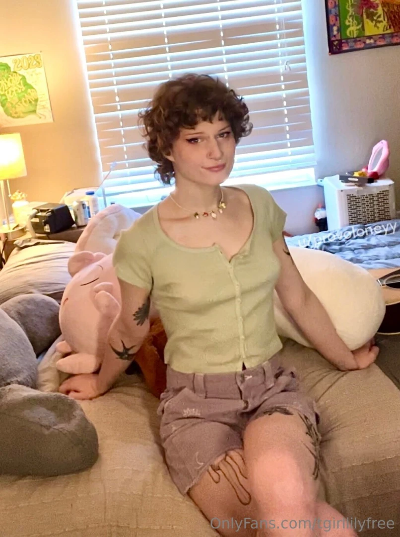 Come get in bed with me already 